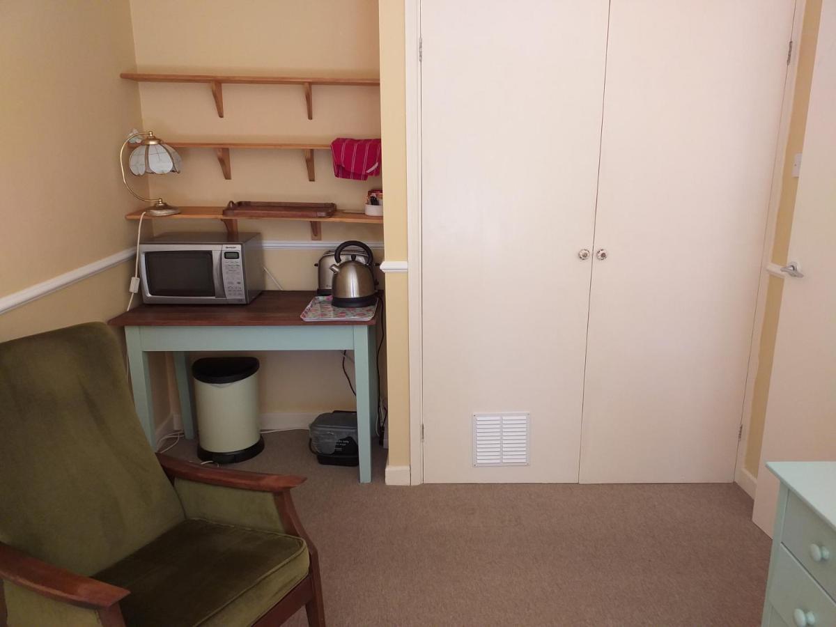 City Centre Double Room With A View, With Parking, Desk & Kitchenette Norwich Esterno foto